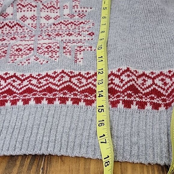 Ruby Moon. Christmas Sweater. Cropped. Pompoms. EUC. Size Small - Picture 8 of 8